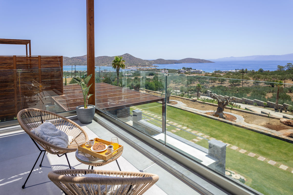 Zeus Luxury Villas